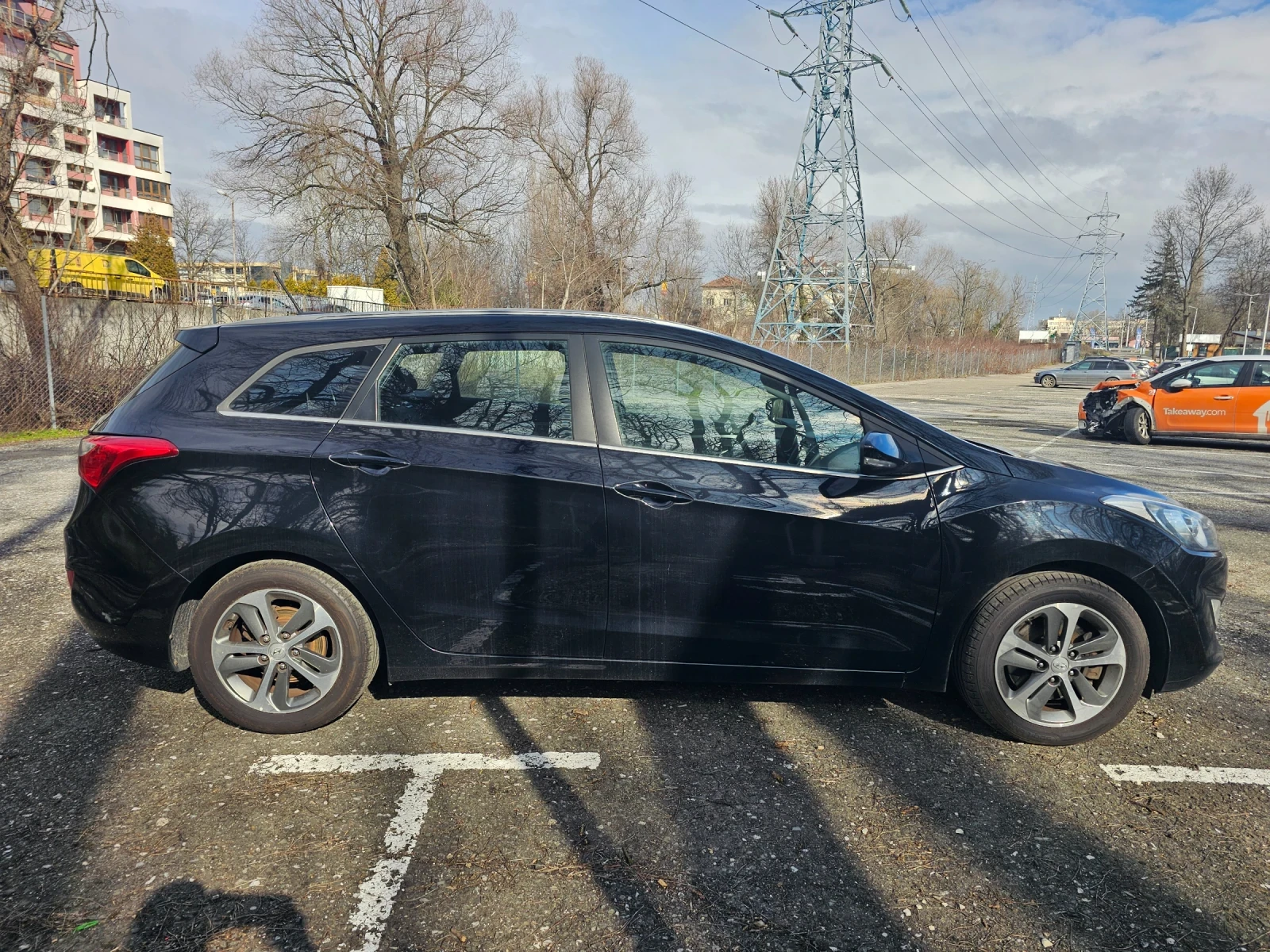 Hyundai I30 1.6 CRDi, снимка 6 - Автомобили и джипове - 53704981