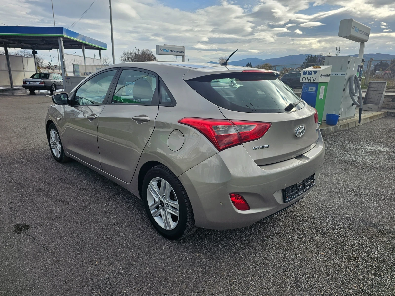 Hyundai I30 1.6 CRDi - изображение 3