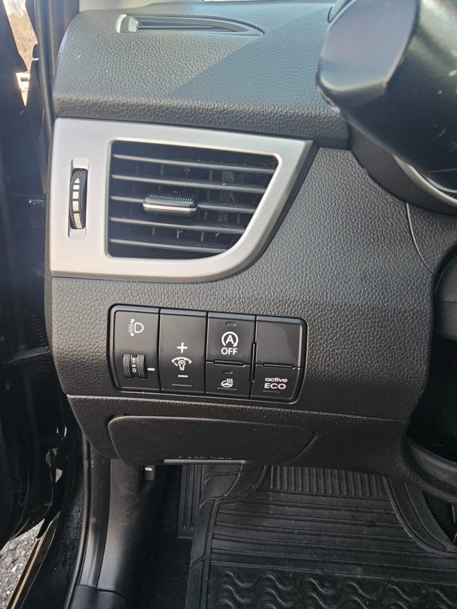 Hyundai I30 1.6 CRDi, снимка 14 - Автомобили и джипове - 53704981