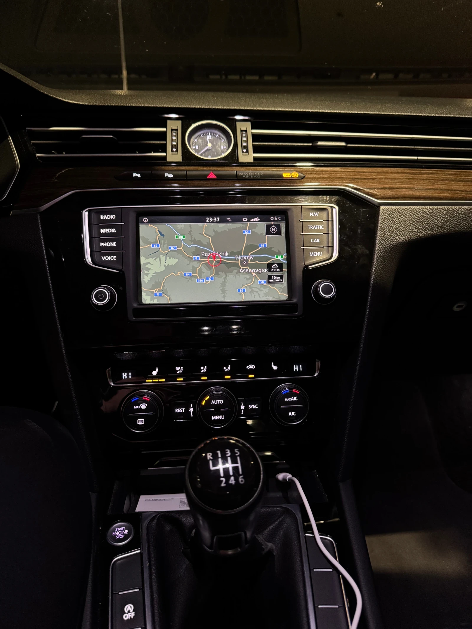 VW Passat 2.0TDI 190�.�. �����  PARKASSIST ����� | Mobile.bg � ����������� 8