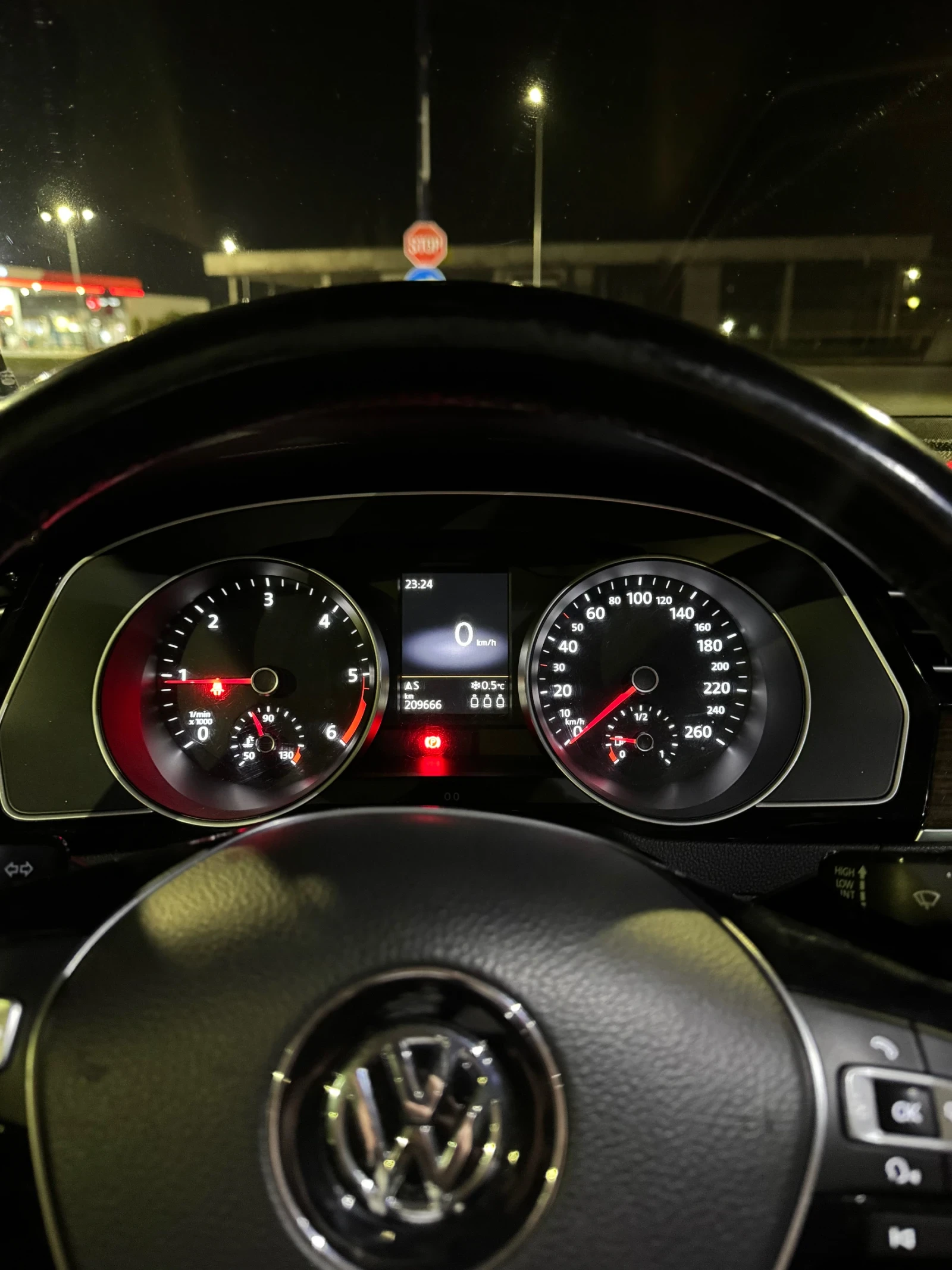 VW Passat 2.0TDI 190�.�. �����  PARKASSIST ����� | Mobile.bg � ����������� 10