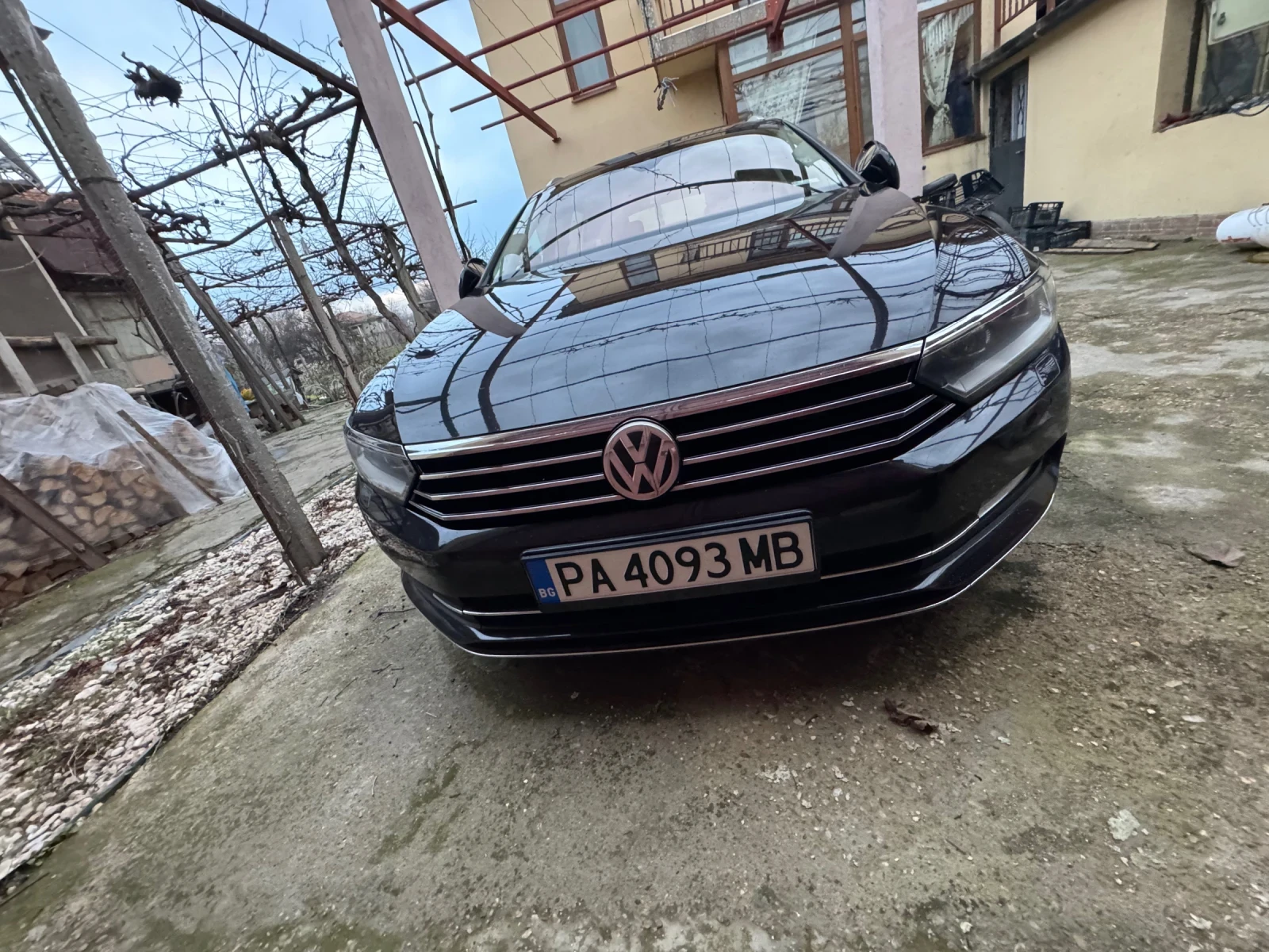 VW Passat !ПРОМО! 2.0TDI 190К.С. РЪЧКА  PARKASSIST МАСАЖ  - изображение 2