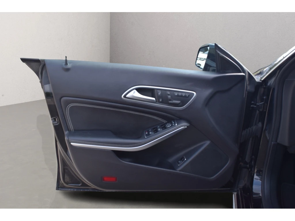 Mercedes-Benz CLA 250 * CLA250 4MATIC Navi Panoramic Sunroof * CARFAX *  | Mobile.bg � ����������� 13