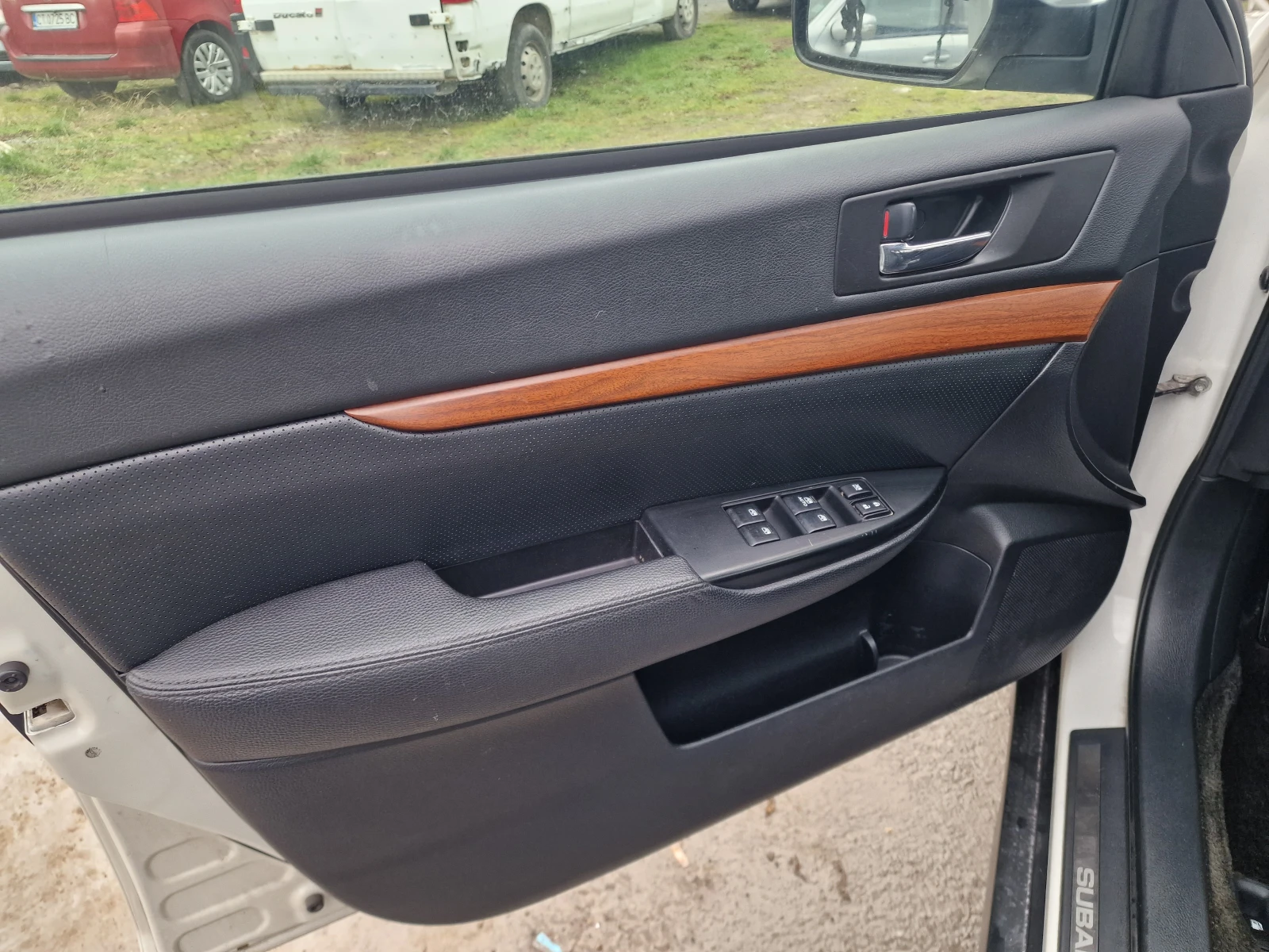 Subaru Outback 3.6R Limited - изображение 8