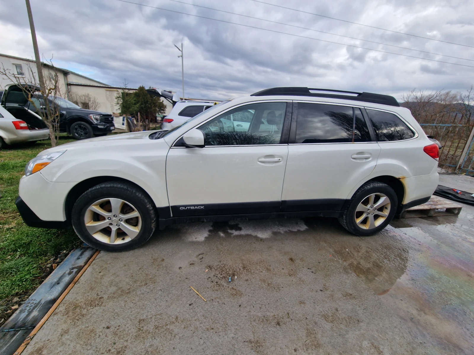 Subaru Outback 3.6R Limited - изображение 3