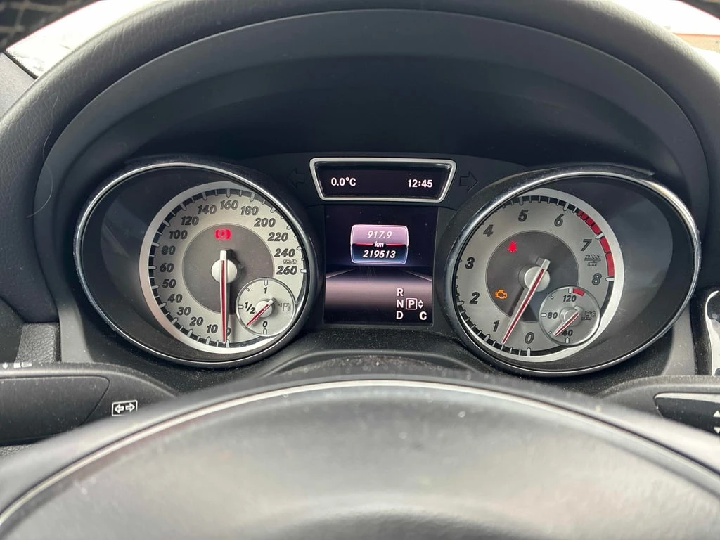 Mercedes-Benz CLA 250 4MATIC * ПОДГРЕВИ* КАМЕРА* ДВА ЧИФТА ГУМИ/ДЖАНТИ*  - изображение 8