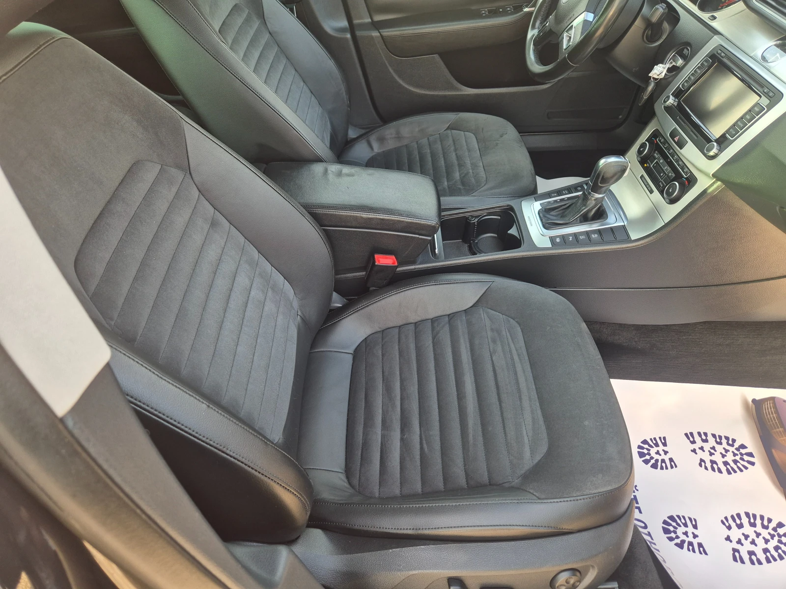 VW Passat 2.0TDI 4- Motion Automatic, снимка 17 - Автомобили и джипове - 53757021