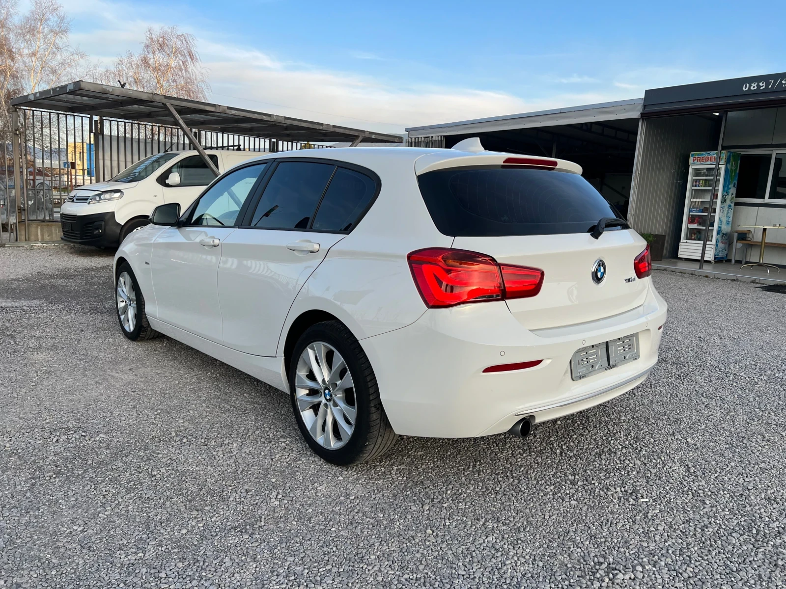 BMW 116 D Face bi-xenon Navi Urban Euro6 - изображение 4