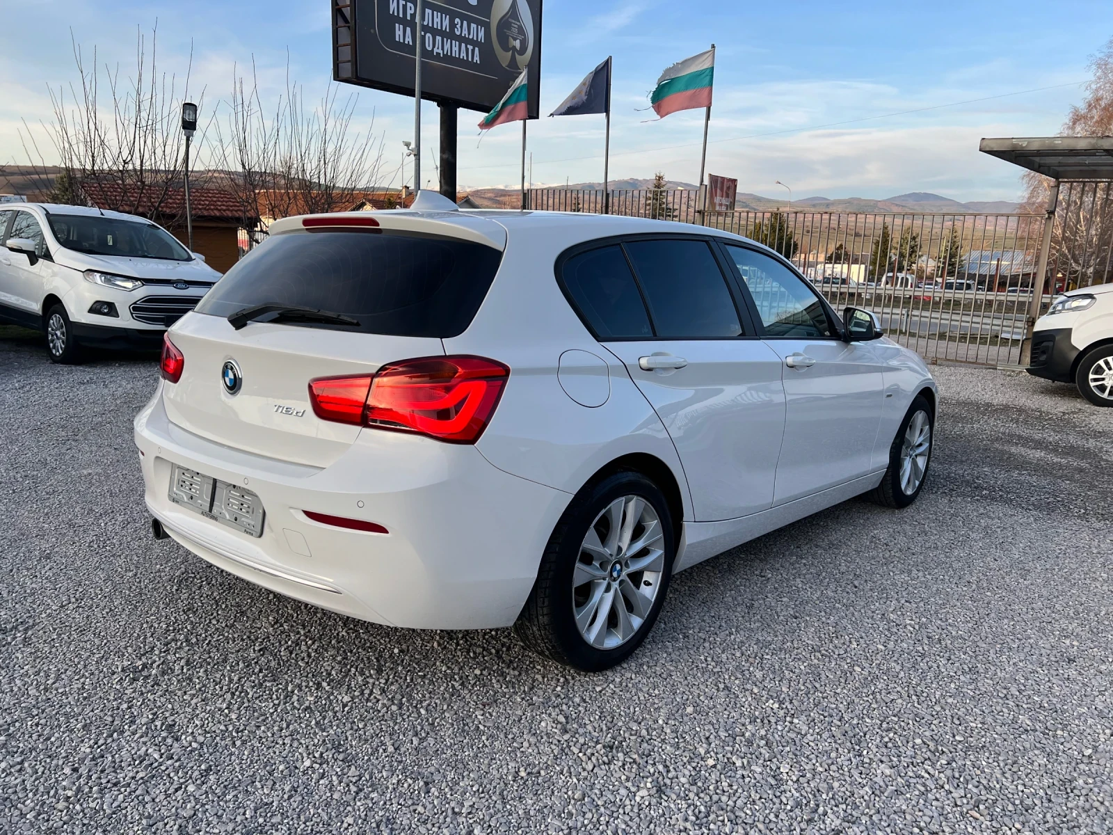 BMW 116 D Face bi-xenon Navi Urban Euro6 - изображение 6