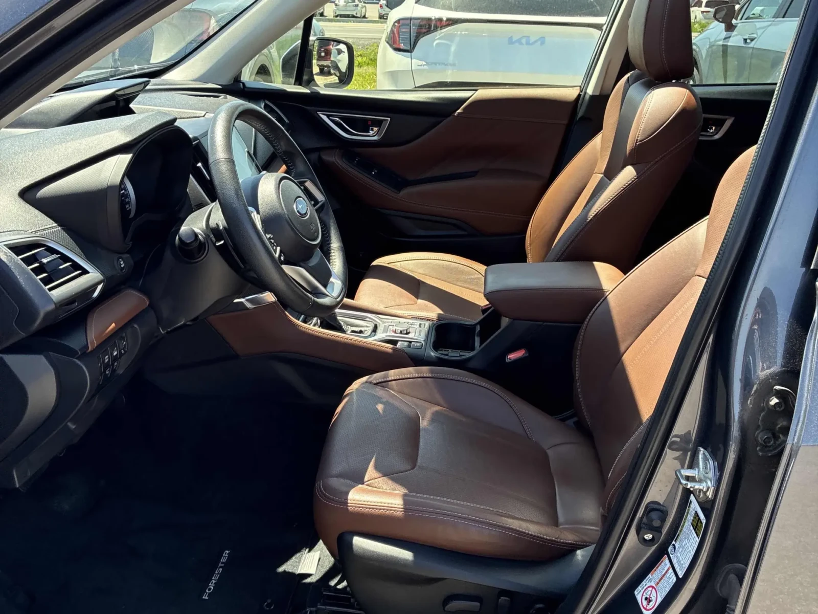 Subaru Forester 2.5 Premier * FULL, снимка 9 - Автомобили и джипове - 54849454