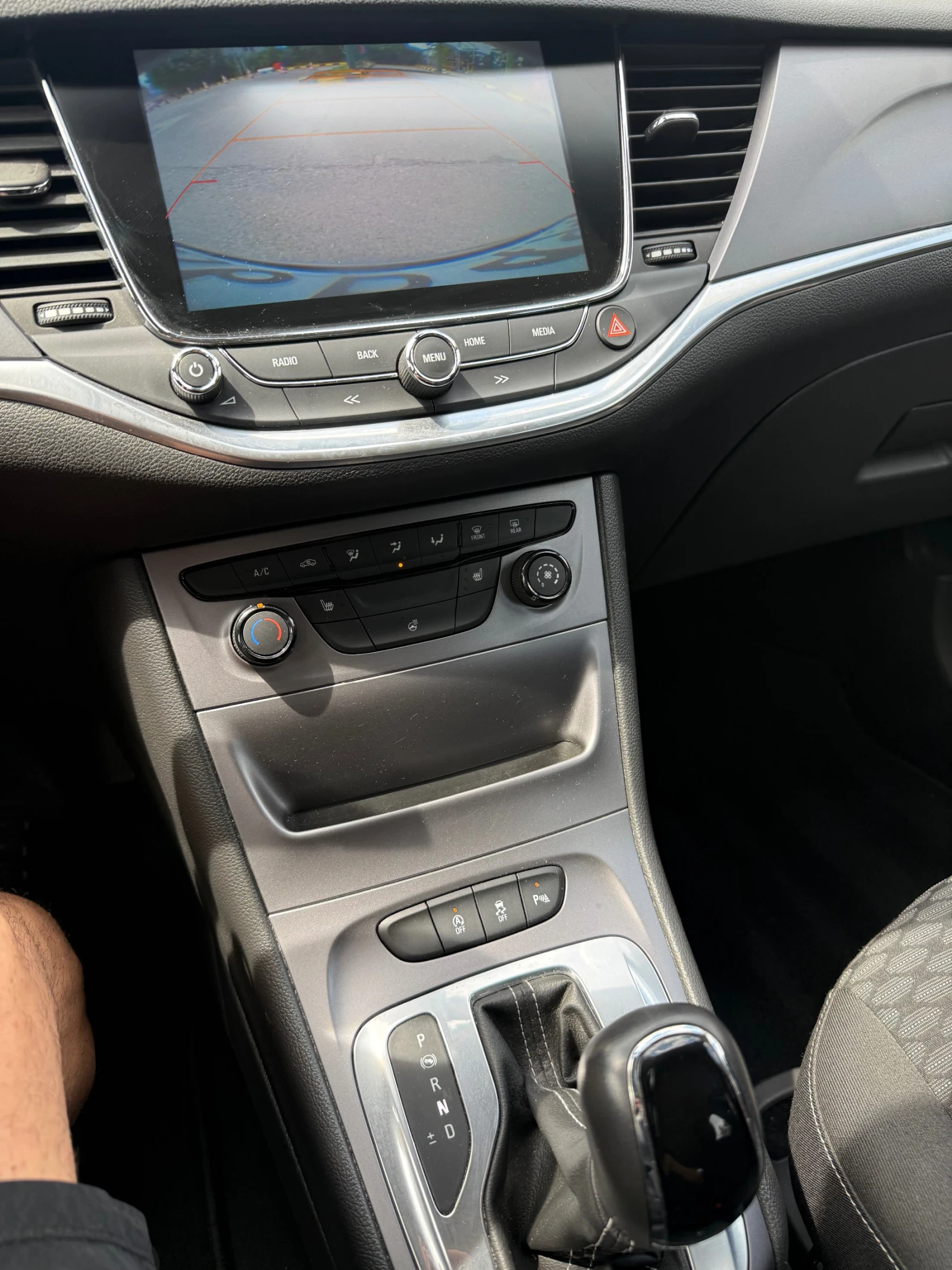 Opel Astra 1.4t/Автомат/95000км/, снимка 7 - Автомобили и джипове - 54947043