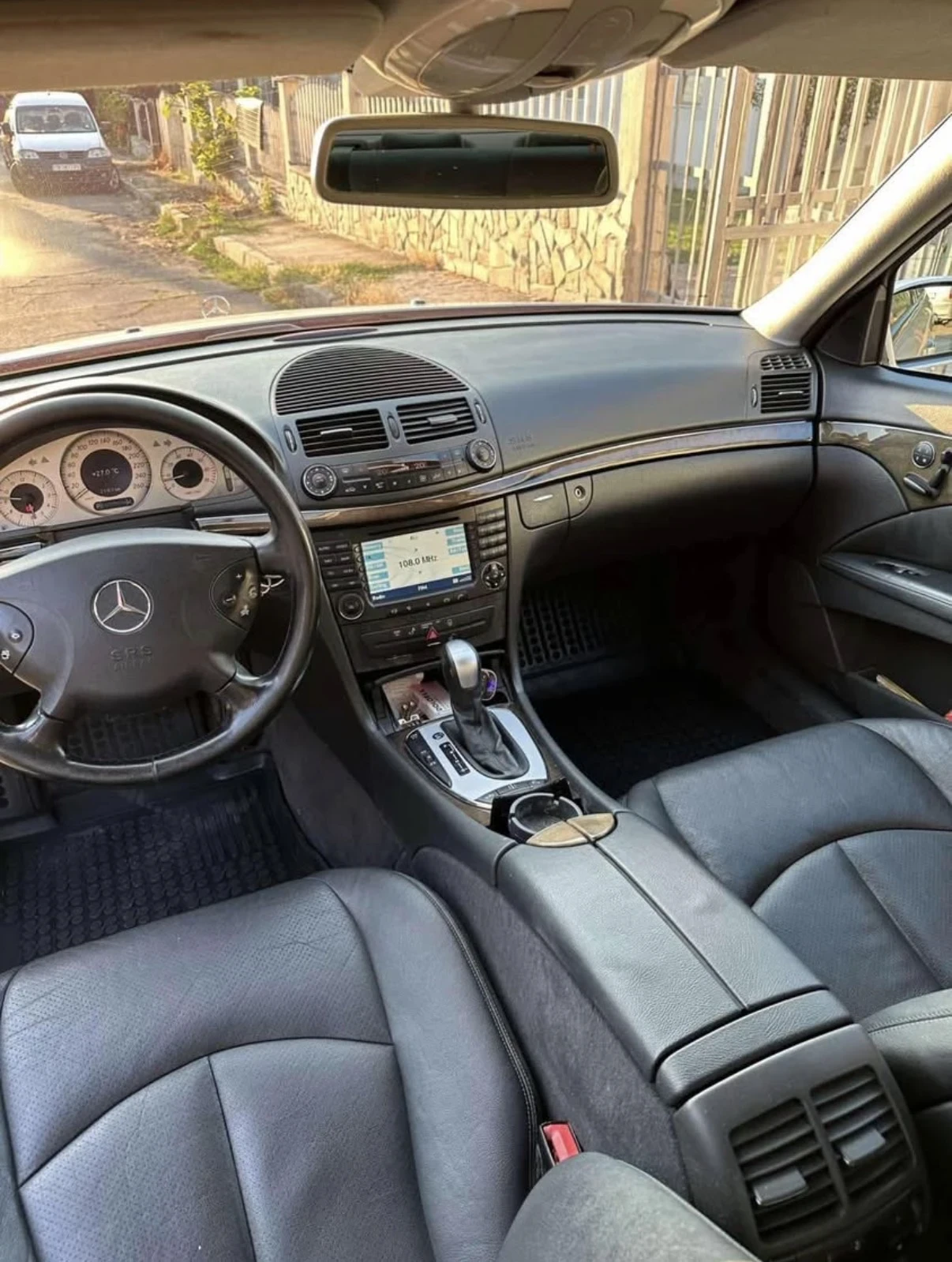 Mercedes-Benz E 500 W211/DISTRONIK, снимка 7 - Автомобили и джипове - 55001767