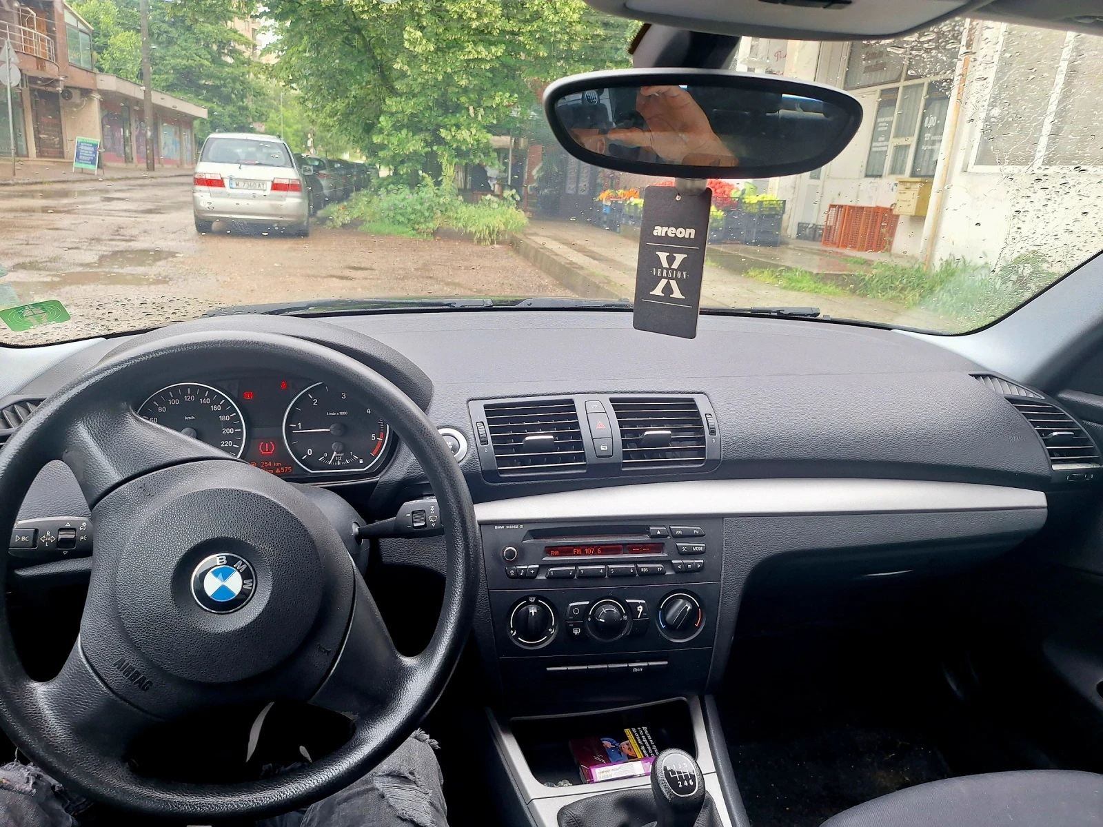 BMW 118, снимка 5 - Автомобили и джипове - 55011256