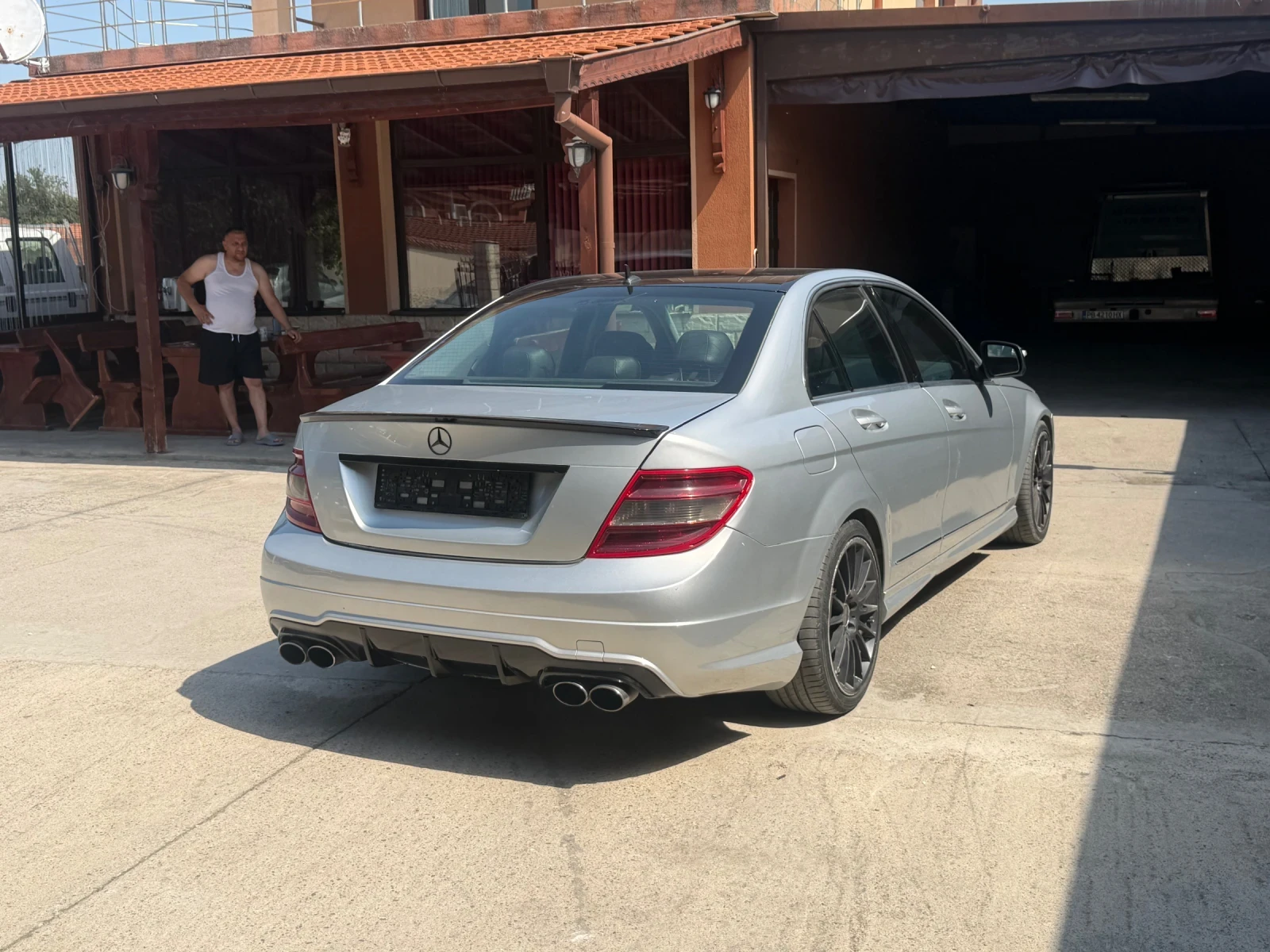 Mercedes-Benz C 220 AMG PACK, снимка 2 - Автомобили и джипове - 55113444