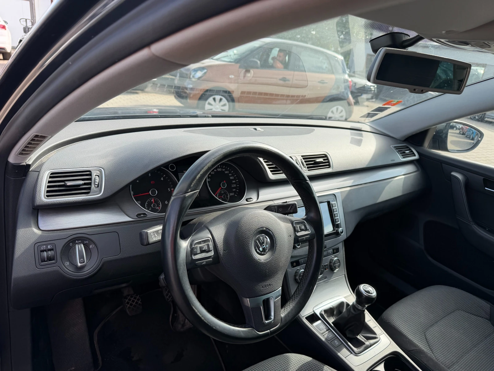 VW Passat 2.0TDI NAVI EURO 5, снимка 11 - Автомобили и джипове - 55224110