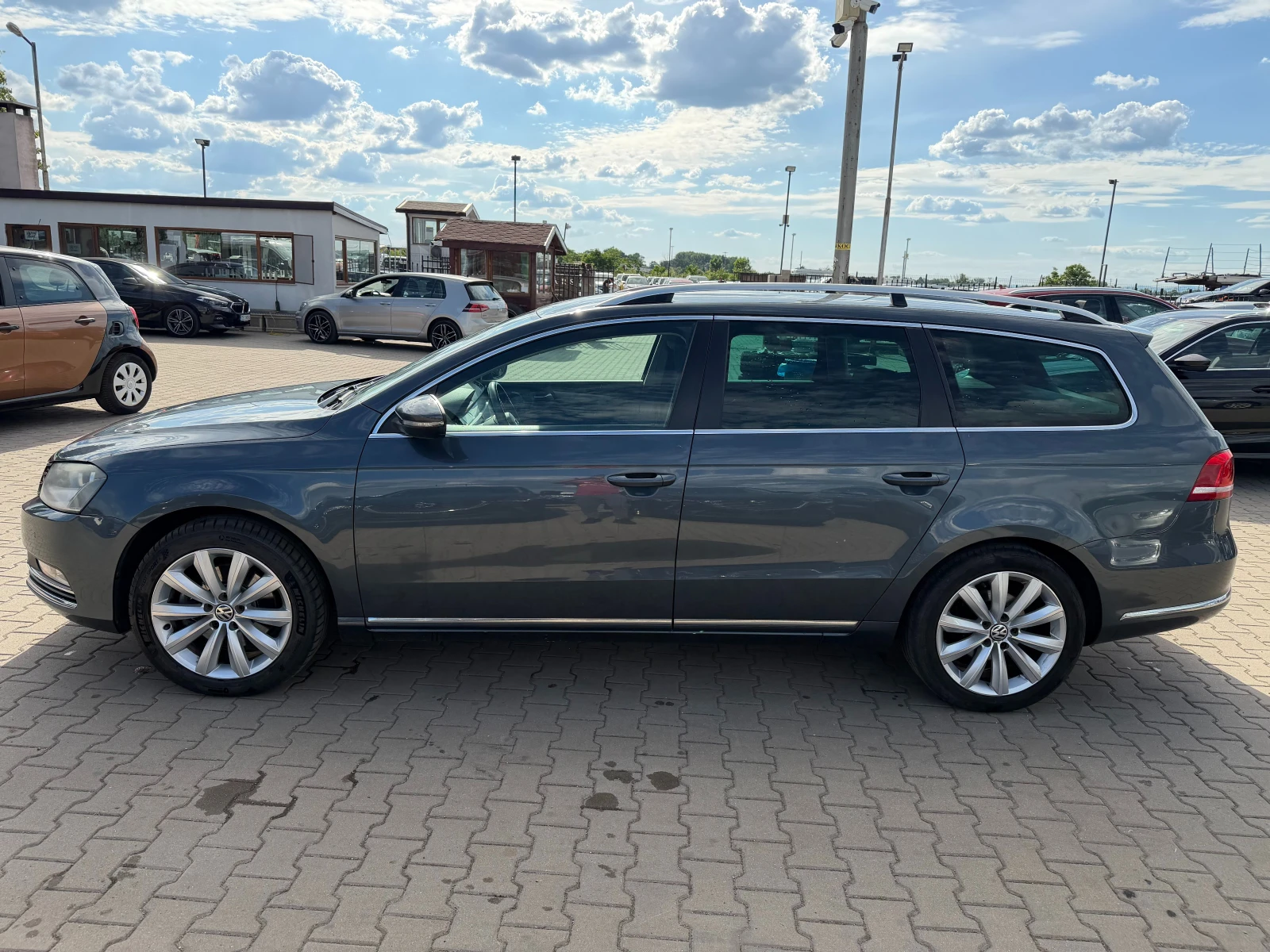 VW Passat 2.0TDI NAVI EURO 5, снимка 9 - Автомобили и джипове - 55224110