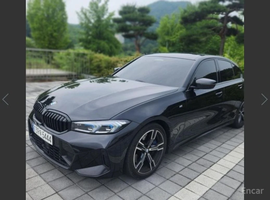 BMW 320 i M SPORT* HARMAN KARDON* DISTRONIC* HEAD-UP* , снимка 2 - Автомобили и джипове - 55277557