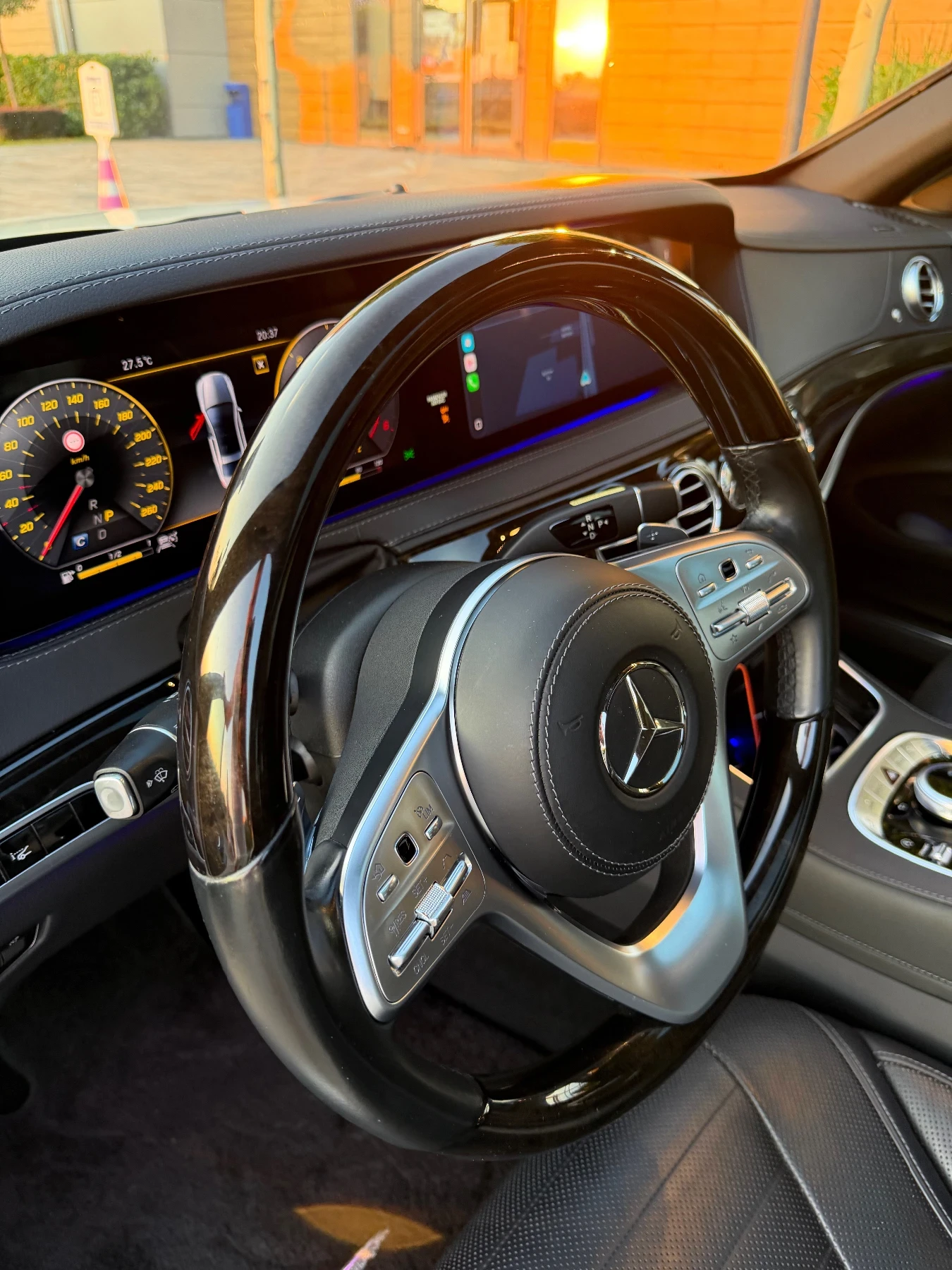 Mercedes-Benz S 400 62хил. км ПЪЛНА СЕРВИЗНА ИСТОРИЯ, снимка 16 - Автомобили и джипове - 55283789