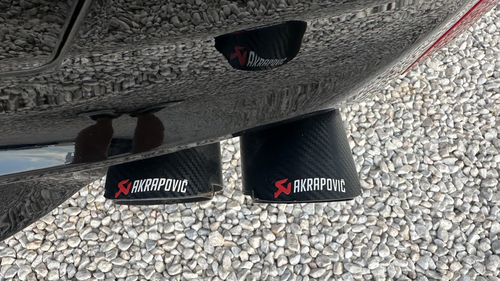 BMW 530 M PACK| AKRAPOVIC | HEAD UP | ПОДГРЕВ| ШИБЕДАХ| 10, снимка 16 - Автомобили и джипове - 55346912