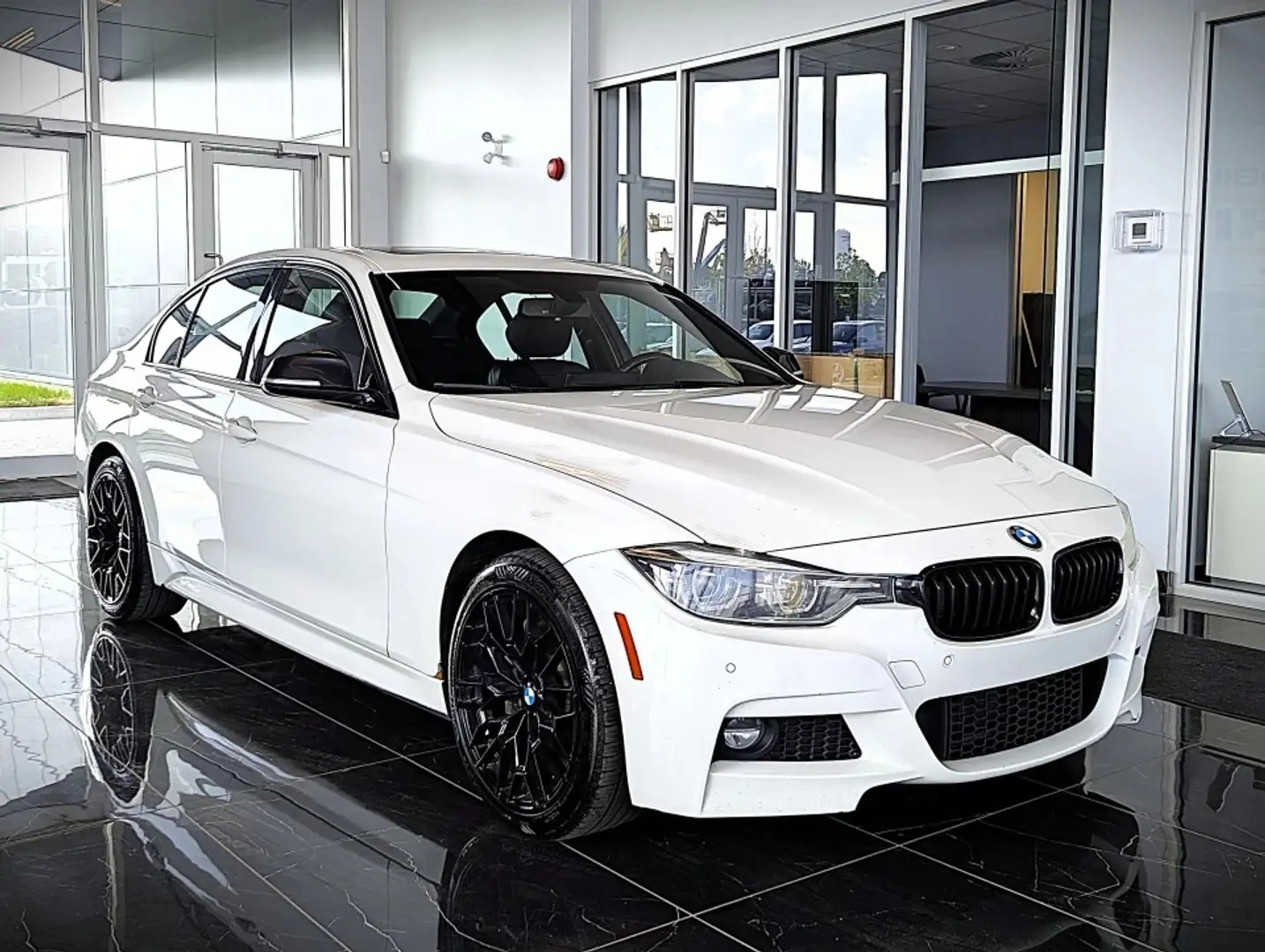 BMW 330 xDrive M Sport ���� �� �������� ���������� | Mobile.bg � ����������� 3