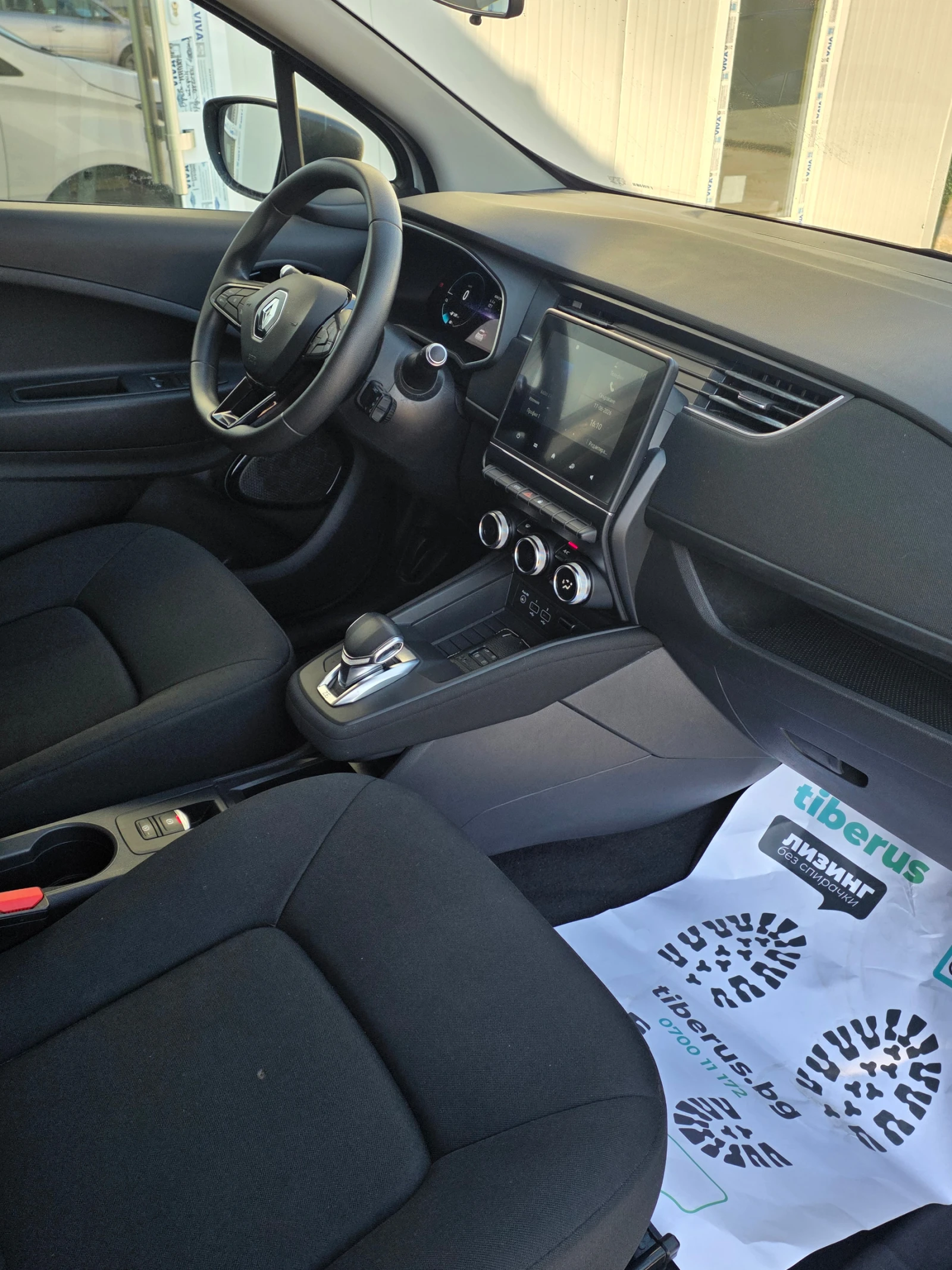 Renault Zoe R110 52KwH, снимка 8 - Автомобили и джипове - 55694563