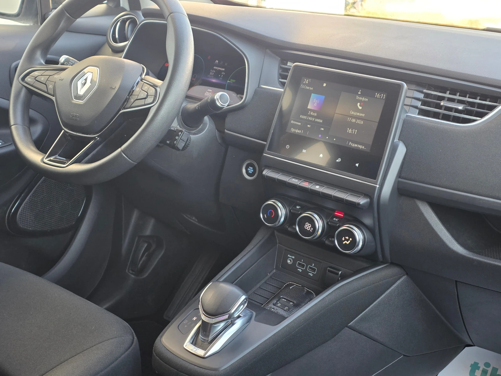 Renault Zoe R110 52KwH, снимка 9 - Автомобили и джипове - 55694563