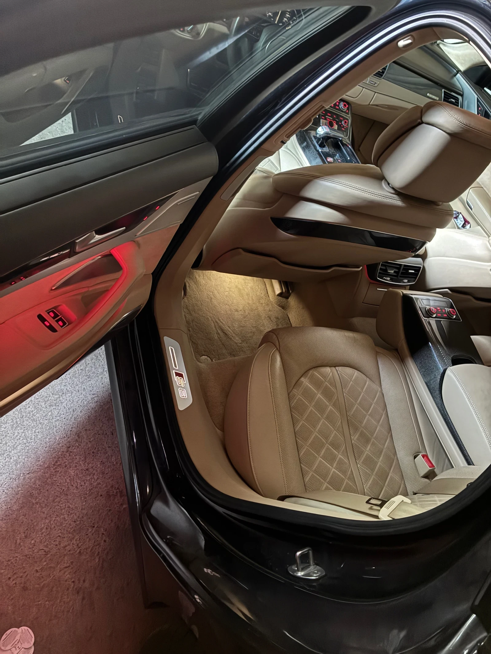 Audi S8, снимка 9 - Автомобили и джипове - 55794422