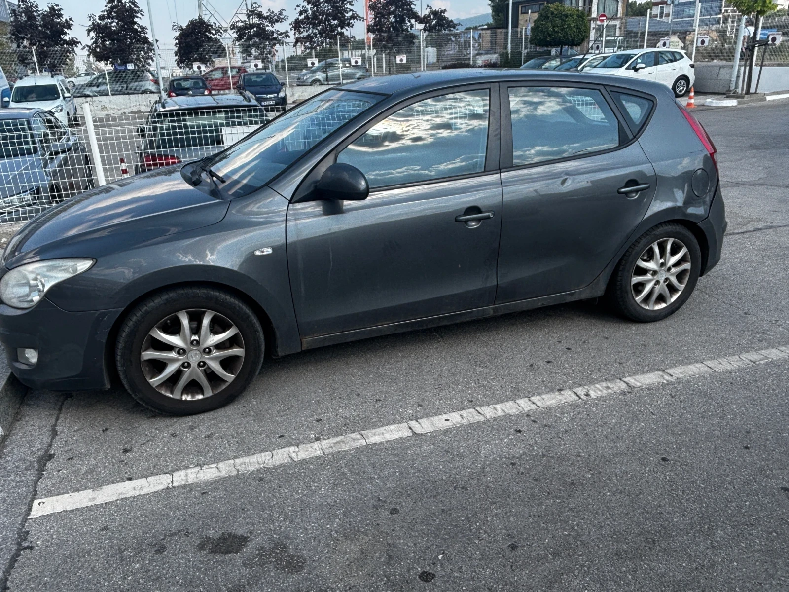 Hyundai I30 1.6 CRDI, снимка 2 - Автомобили и джипове - 55825907
