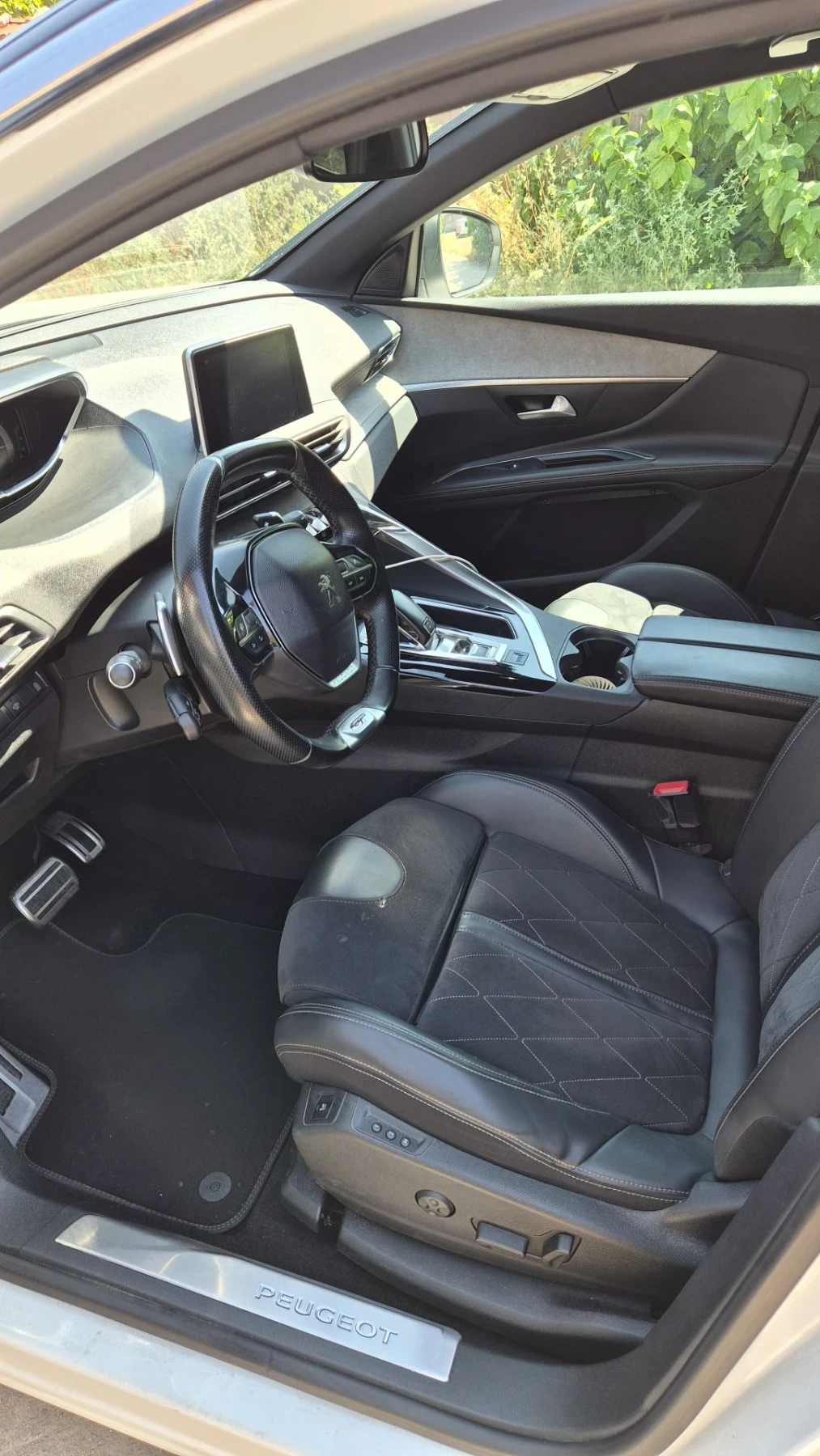 Peugeot 5008 GT, снимка 6 - Автомобили и джипове - 55946850