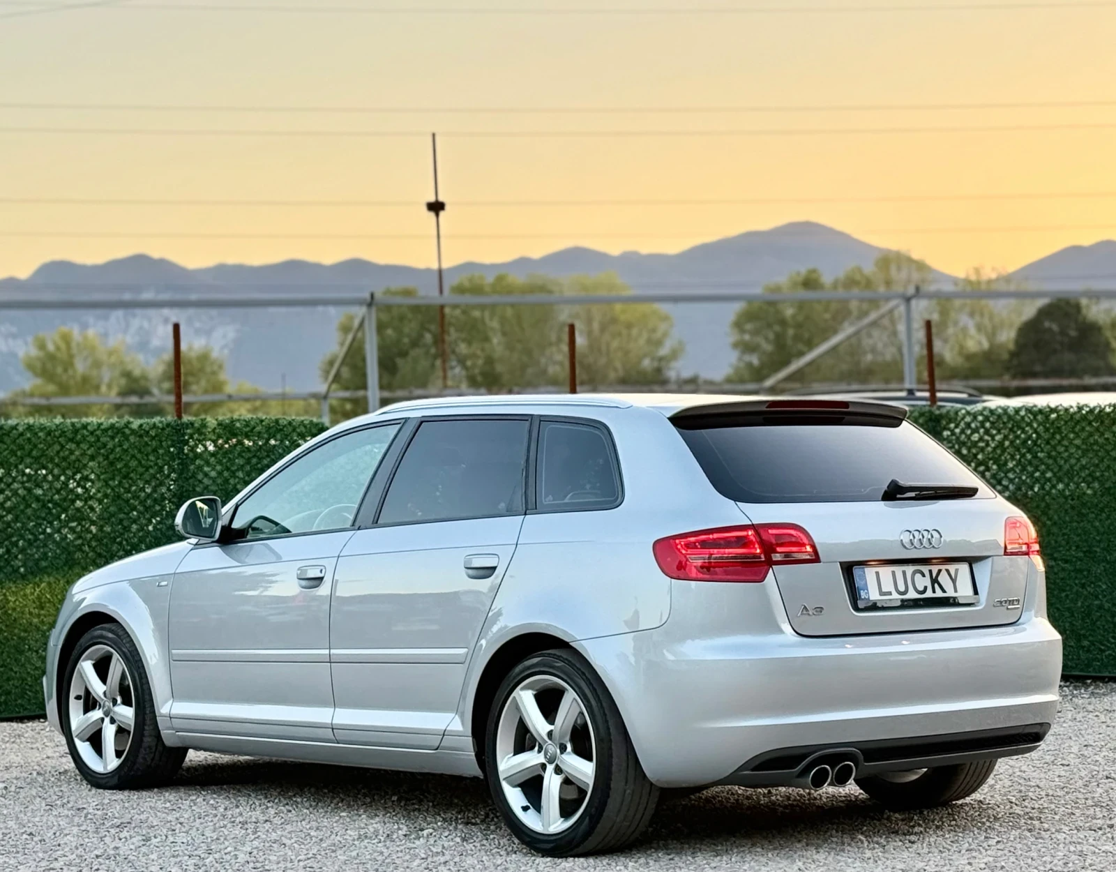 Audi A3 2.0TDi//4x4/S-LINE/XENON/LED/FACELIFT, снимка 5 - Автомобили и джипове - 55987078