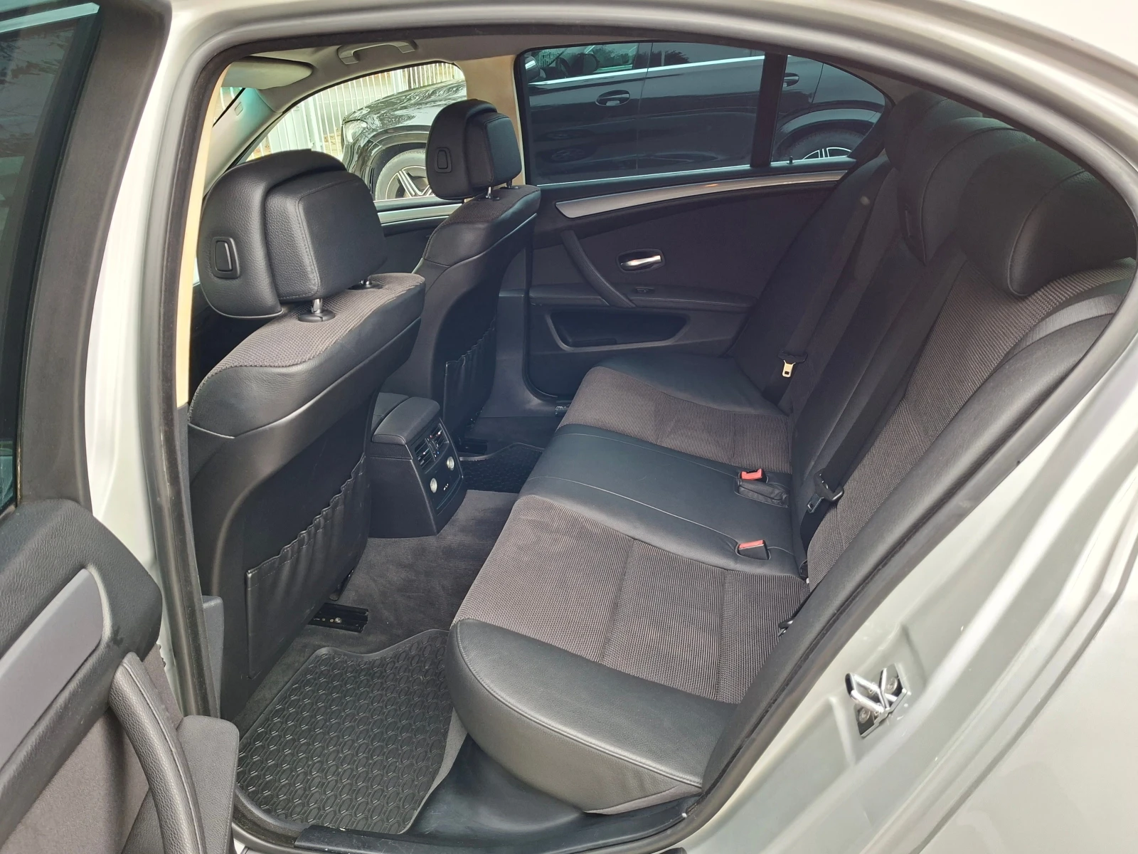 BMW 520 2.0/163ks, снимка 11 - Автомобили и джипове - 56683070