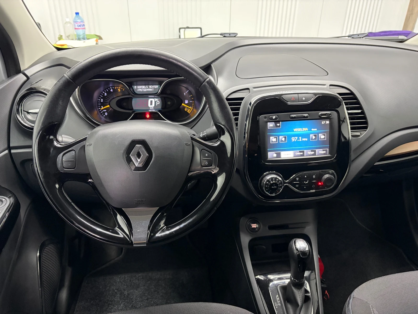 Renault Captur АВТОМАТИК/дизел, снимка 5 - Автомобили и джипове - 56726302