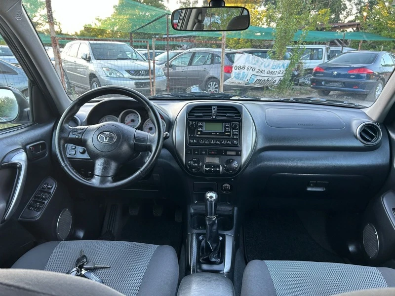 Toyota Rav4 20 D-4D, снимка 11 - Автомобили и джипове - 46554831