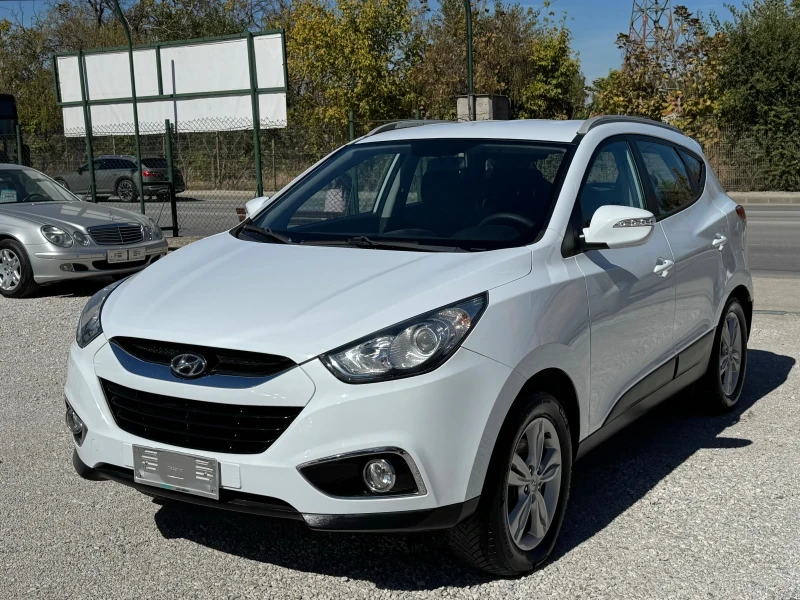 Hyundai IX35 2.0i* ГАЗОВ ИНЖ* 163 kc* EURO 5* ИТАЛИЯ, снимка 1 - Автомобили и джипове - 47447965