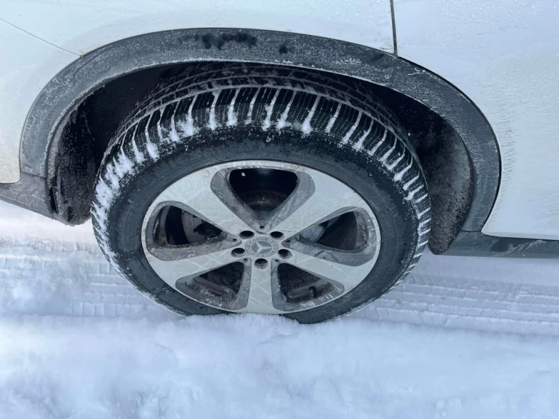 Mercedes-Benz GLC * 300 * CARFAX * ЦЕНА ДО БГ, снимка 9 - Автомобили и джипове - 53393031