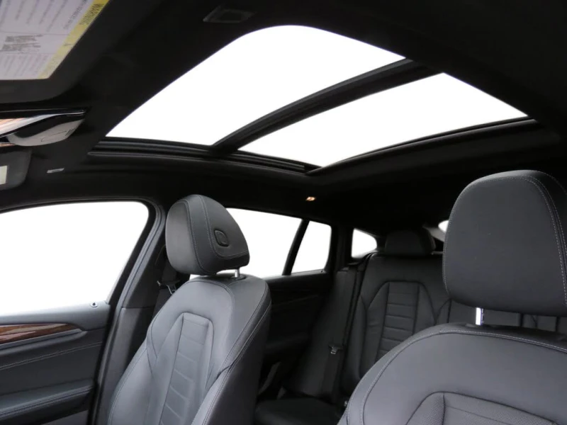 BMW X4 ПАМЕТ* ПАНОРАМА* КАМЕРА* CARPLAY* БЕЗ ИНЦИДЕНТИ, снимка 12 - Автомобили и джипове - 53511098