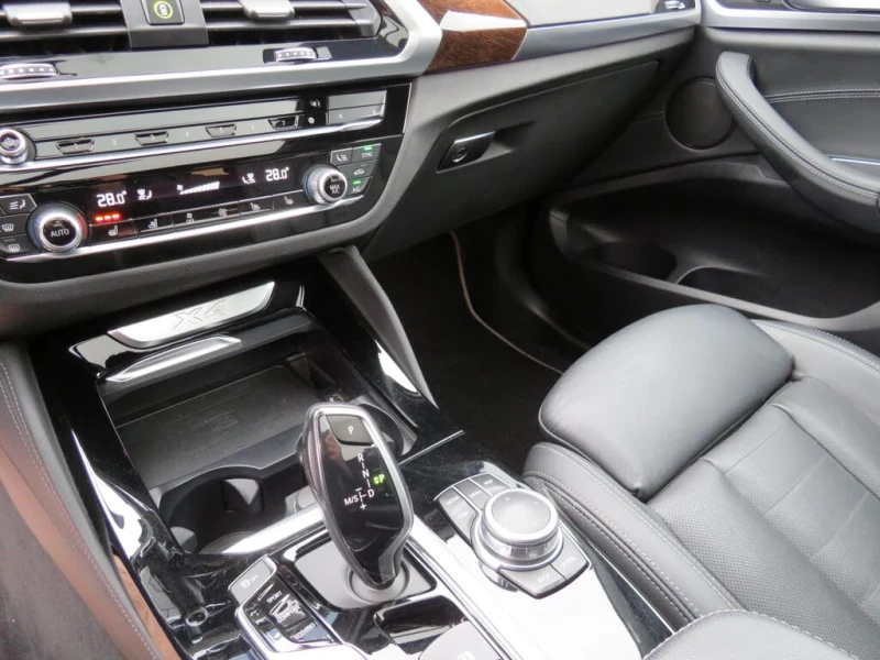 BMW X4 ПАМЕТ* ПАНОРАМА* КАМЕРА* CARPLAY* БЕЗ ИНЦИДЕНТИ, снимка 15 - Автомобили и джипове - 53511098