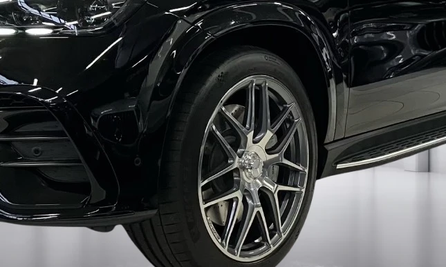 Mercedes-Benz GLE 53 4MATIC + AMG Coupe = Premium Plus = Гаранция, снимка 4 - Автомобили и джипове - 54729559