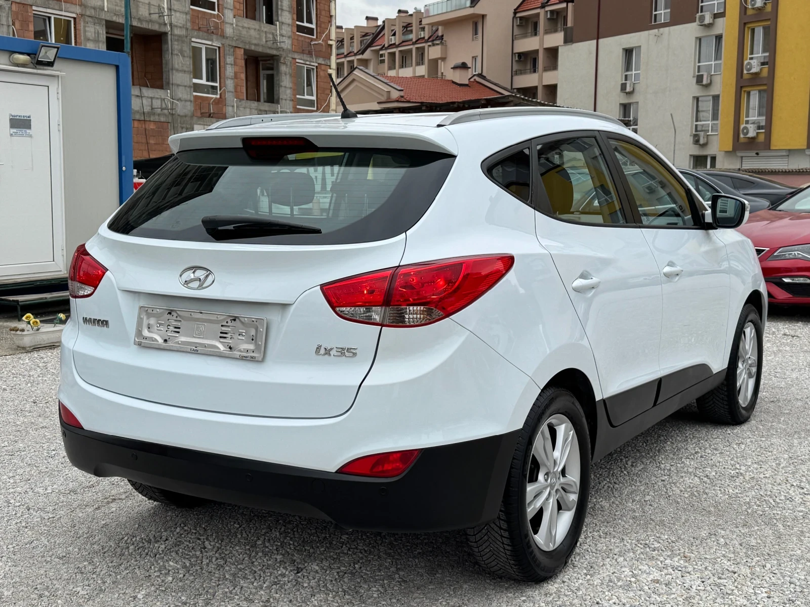 Hyundai IX35 2.0i* ГАЗОВ ИНЖ* 163 kc* EURO 5* ИТАЛИЯ - изображение 6