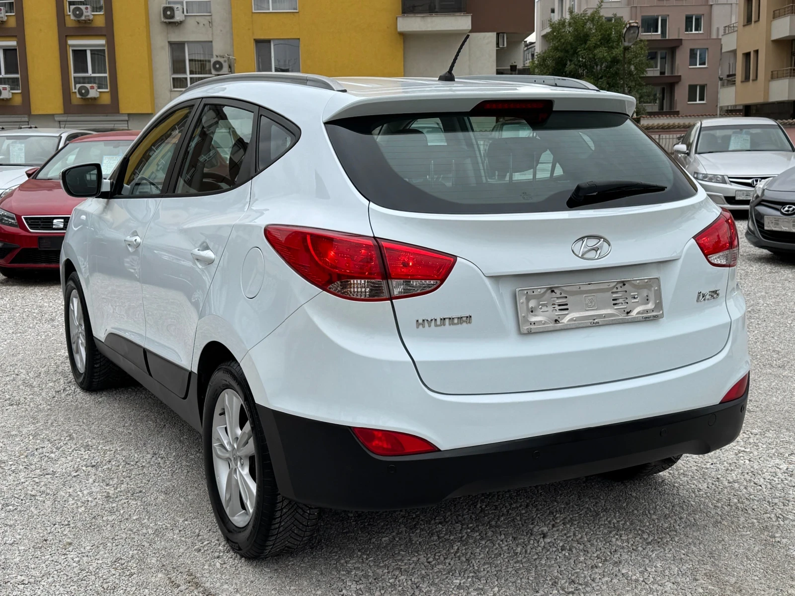 Hyundai IX35 2.0i* ГАЗОВ ИНЖ* 163 kc* EURO 5* ИТАЛИЯ - изображение 8