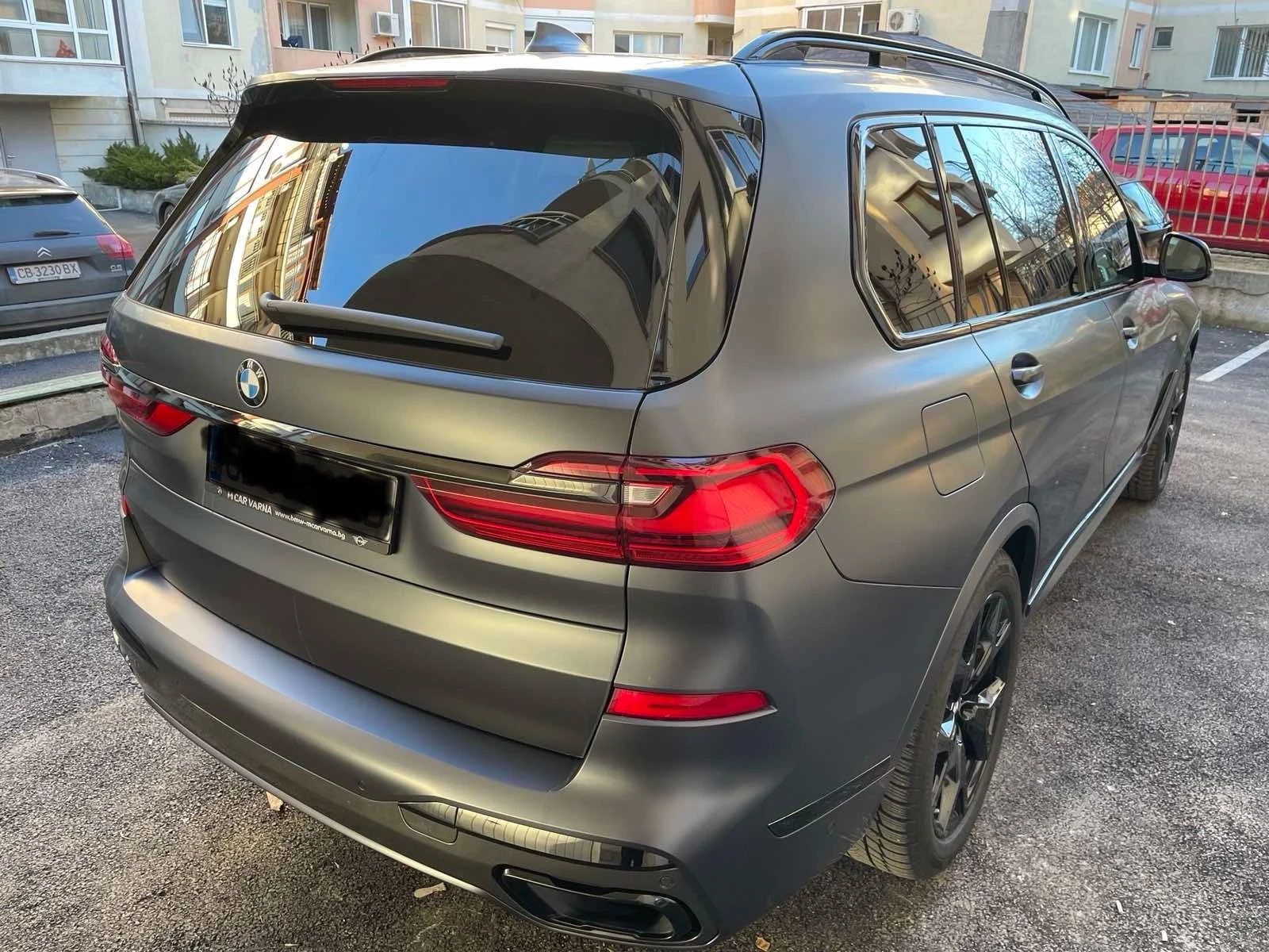 BMW X7 DARK SHADOW EDITION - изображение 4