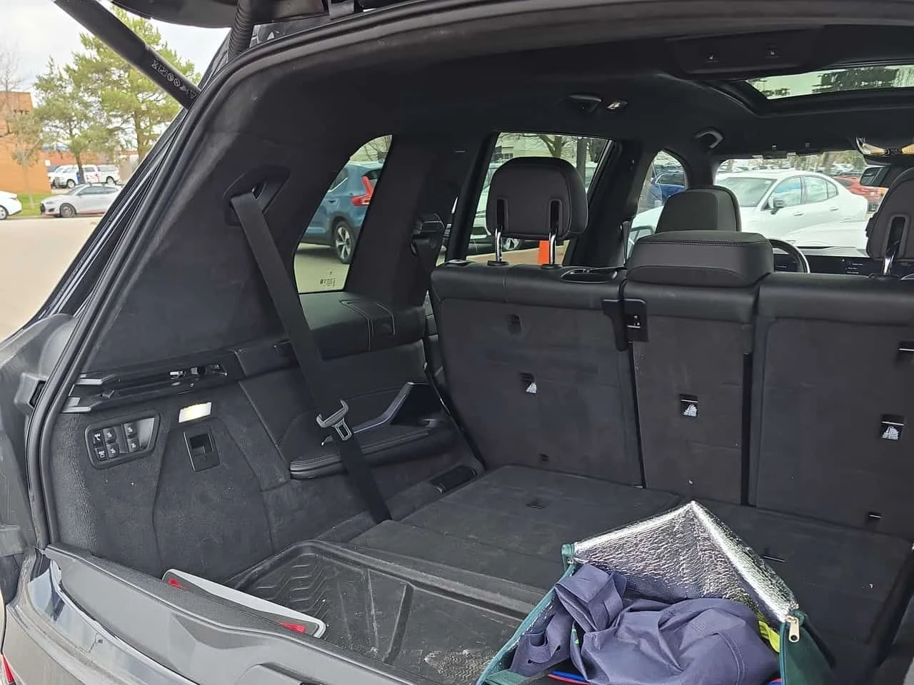 BMW X7 * xDrive40i * ОБДУХВАНЕ * ДИСТРОНИК * H/K * PANO, снимка 14 - Автомобили и джипове - 54197267