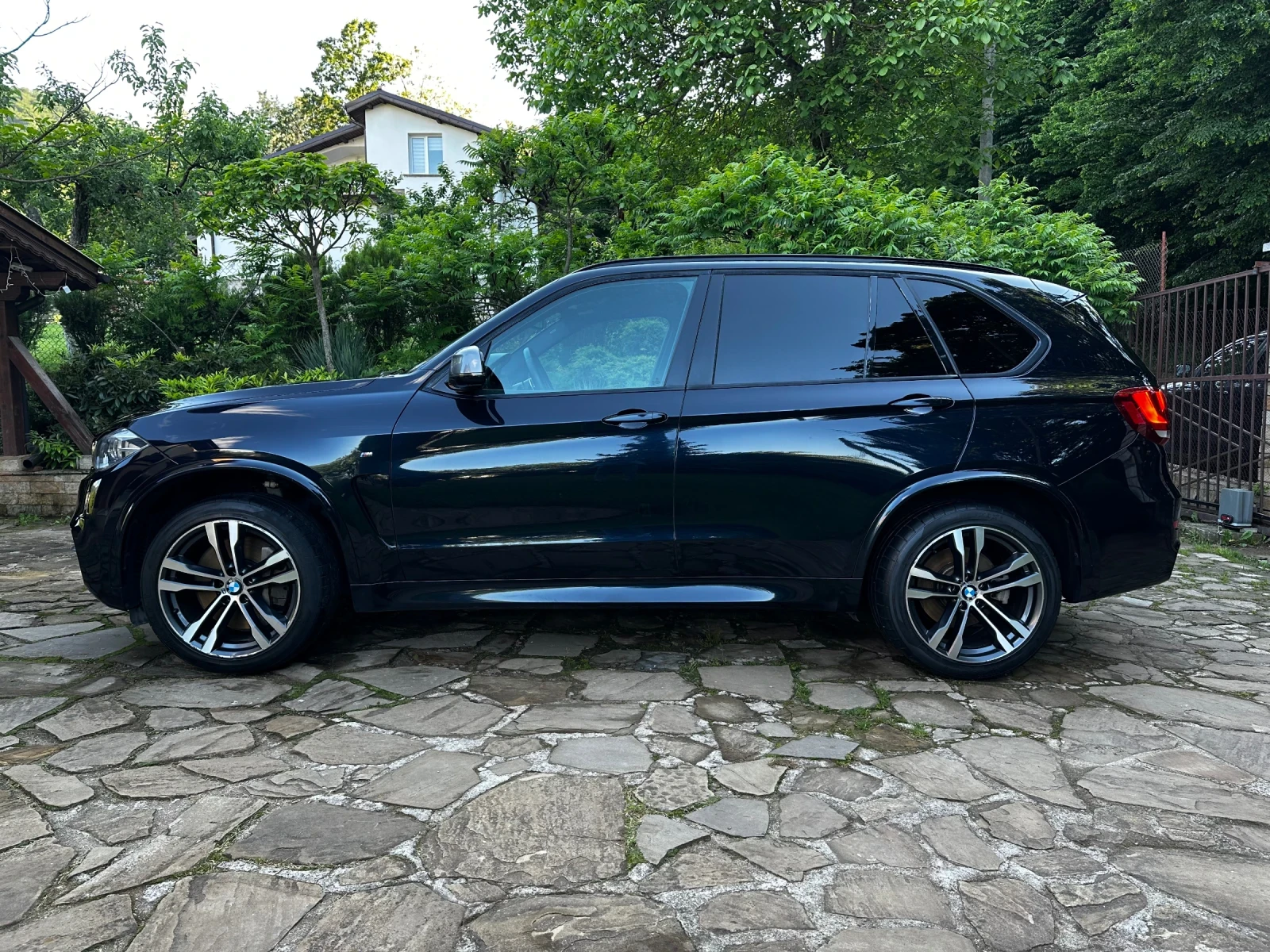 BMW X5 M50d ВЕРИГИ ЛАГЕРИ, снимка 2 - Автомобили и джипове - 54680633