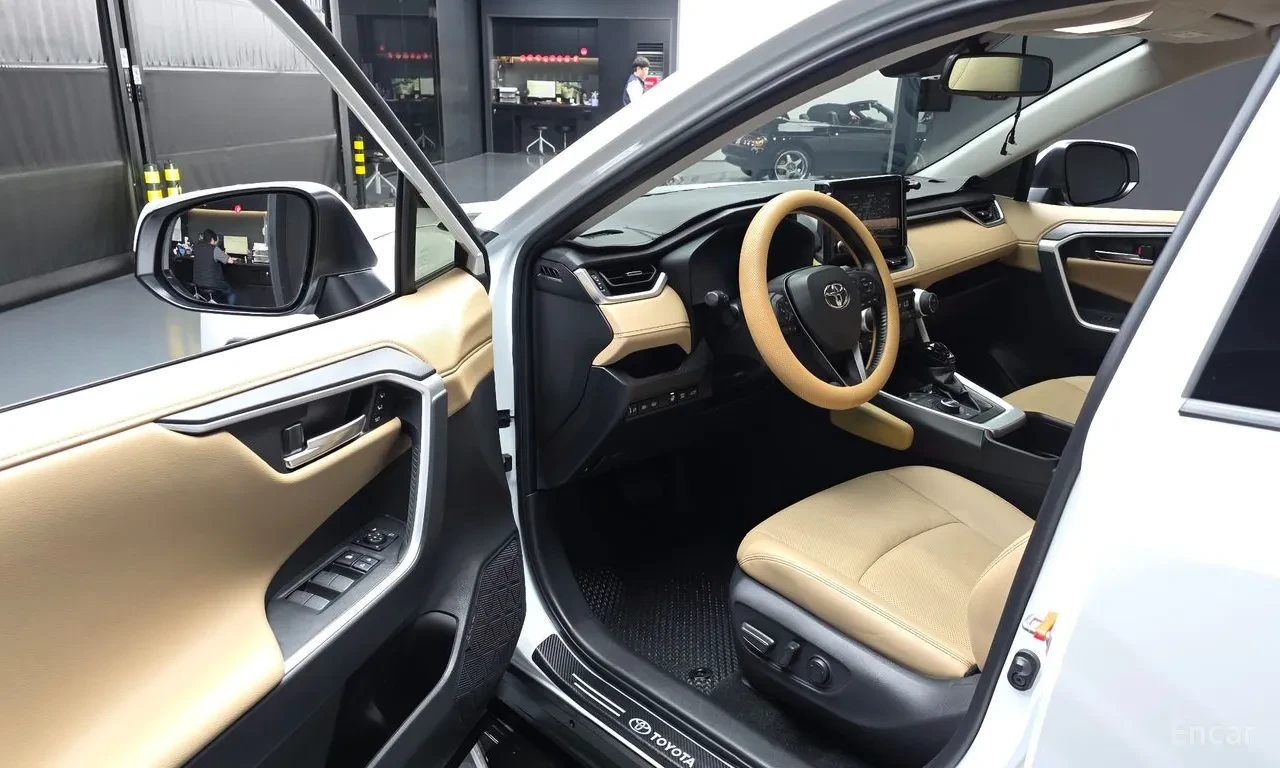 Toyota Rav4 5th Generation, снимка 9 - Автомобили и джипове - 54944321