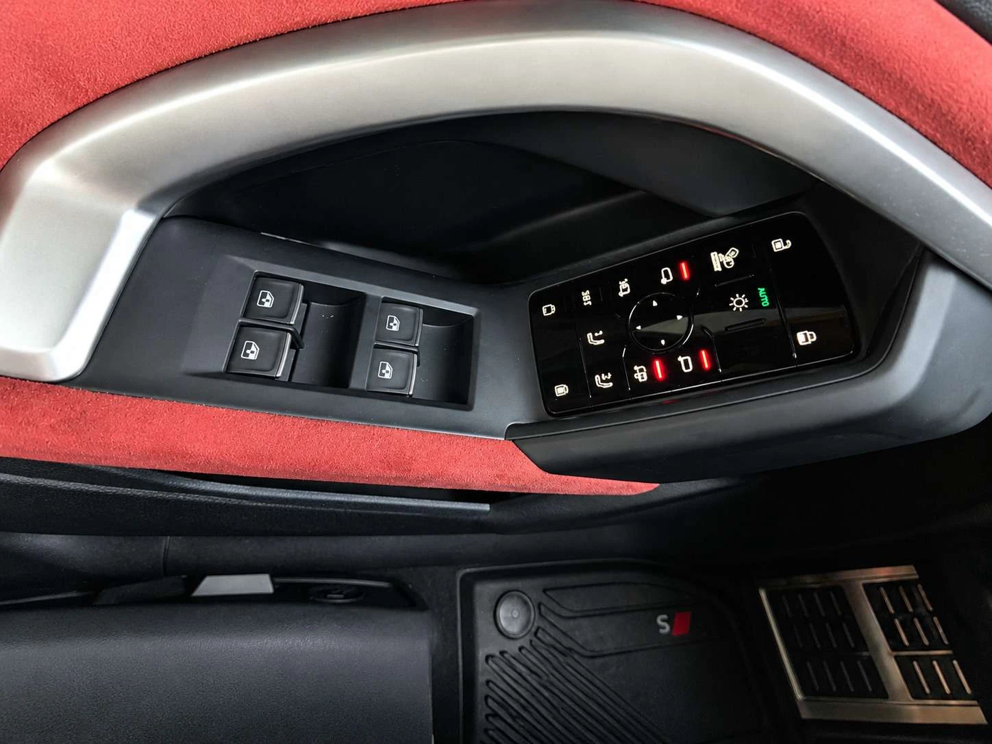 Audi SQ5 ЧЕРВЕНА КОЖА, ЦЕНА до БГ, снимка 14 - Автомобили и джипове - 55274198