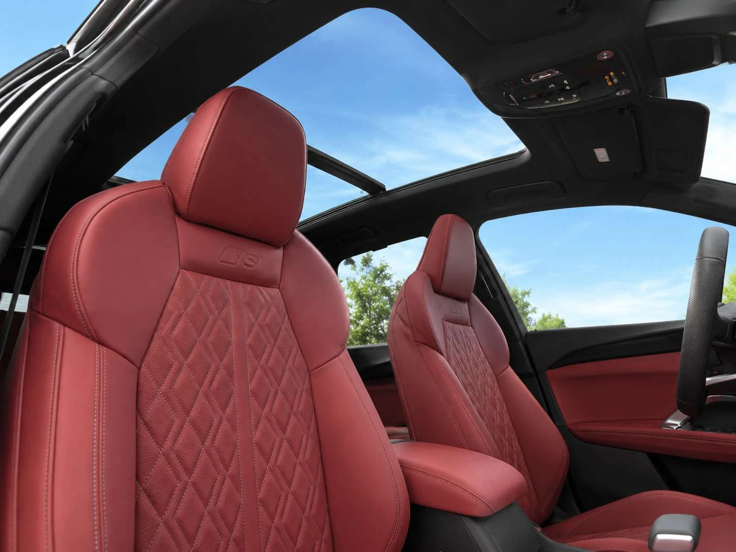 Audi SQ5 ЧЕРВЕНА КОЖА, ЦЕНА до БГ, снимка 17 - Автомобили и джипове - 55274198