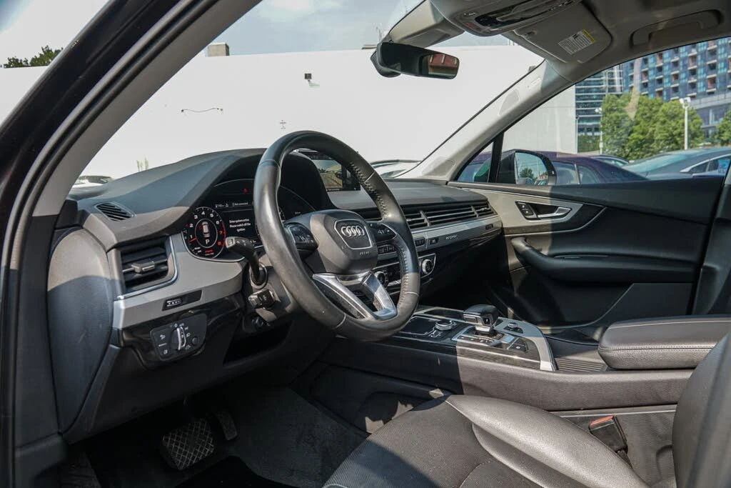 Audi Q7 Bang & Olufsen * HUD * АвтоКредит (ЦЕНА ДО БГ), снимка 11 - Автомобили и джипове - 56186134