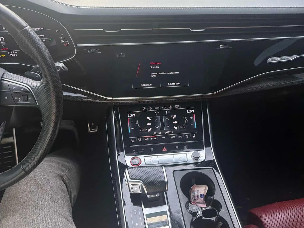 Audi SQ7 Premium Plus | CARFAX | БЕЗ ИНЦИДЕНТИ, снимка 9 - Автомобили и джипове - 56345409