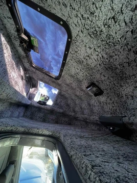 Mercedes-Benz Sprinter спалната надстройката с монтаж, снимка 12