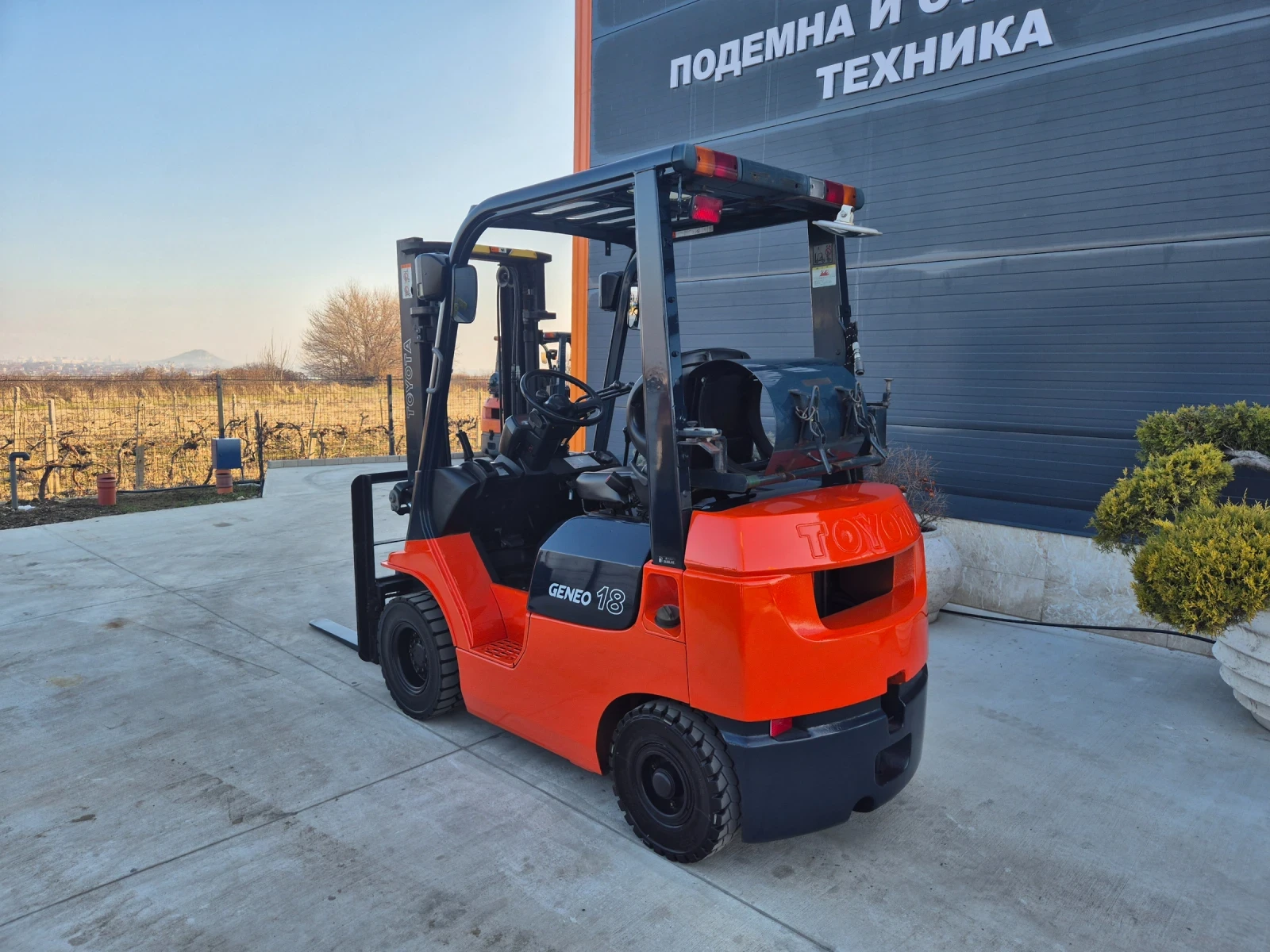  Toyota 1.8  /  -  /  /   | Mobile.bg   3